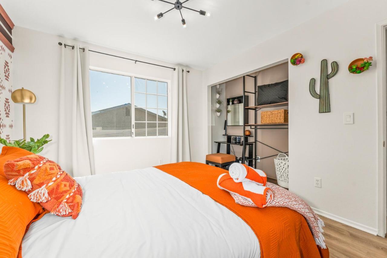 Hot Tub, Games, King Bed, Fire Pit, Bbq Grill, Minutes From National Park And Views Joshua Tree Exterior foto
