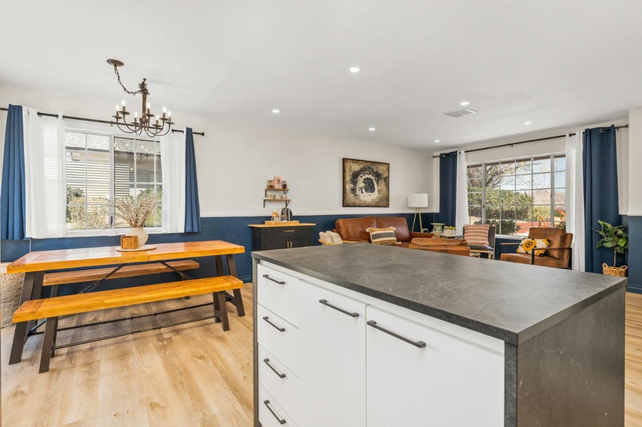 Hot Tub, Games, King Bed, Fire Pit, Bbq Grill, Minutes From National Park And Views Joshua Tree Exterior foto